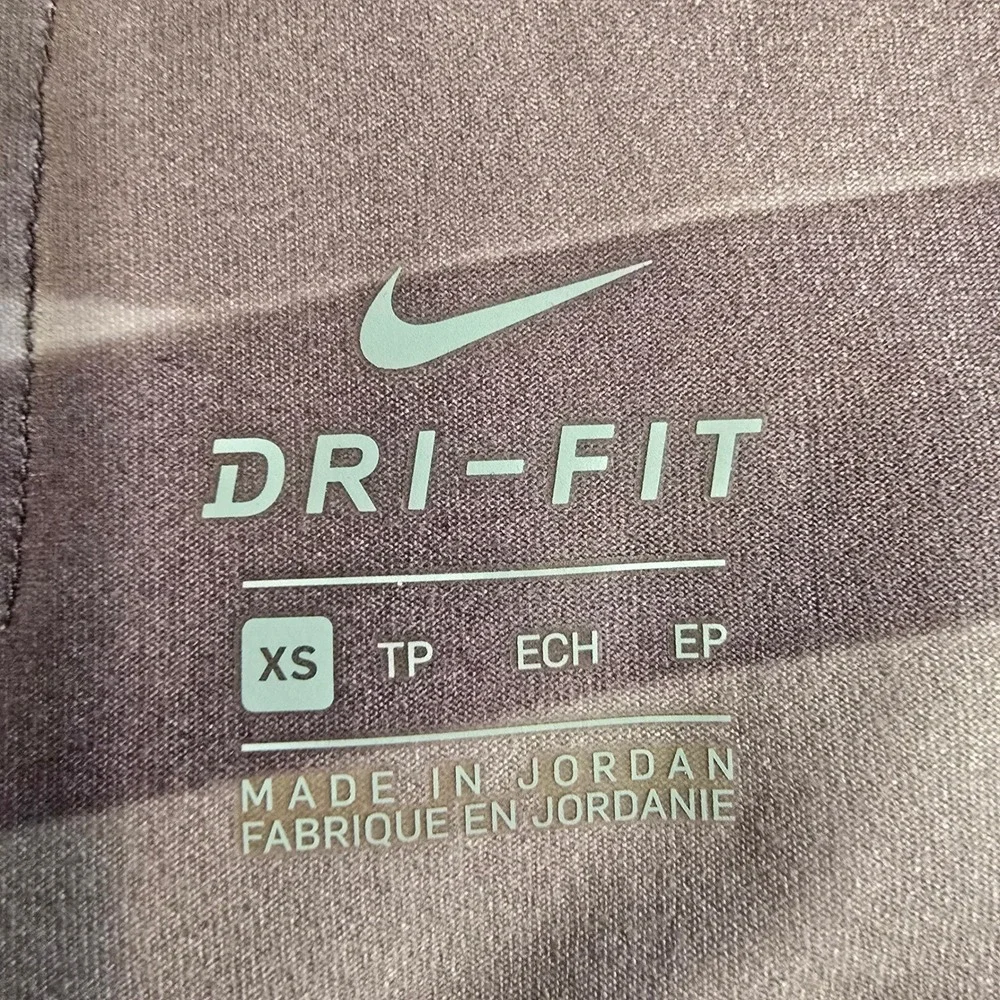 Nike‎ Legend Dri-FIT Leggings Womens XS Mauve Purple Abstract Print HR Yoga